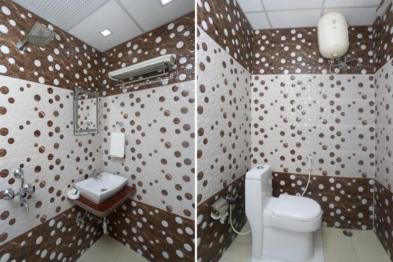 Oyo 18301 Hotel A-One Alwar Esterno foto